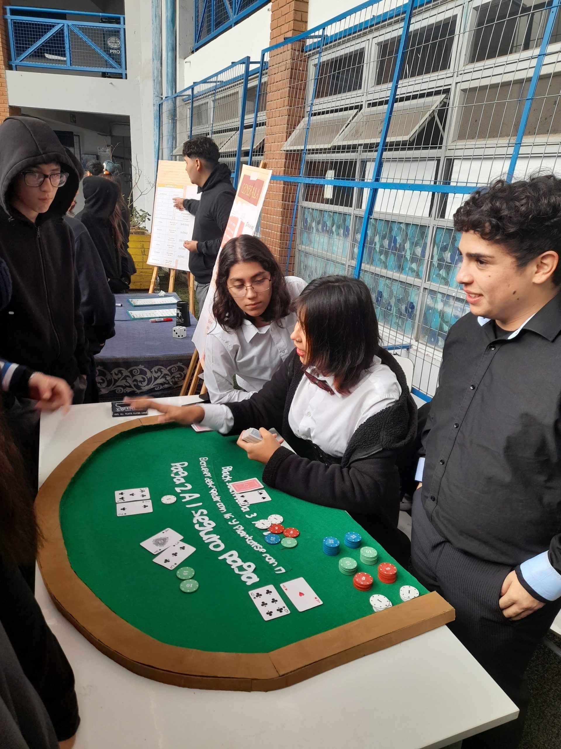 Más allá de MATEMATICAS, hacia el FUTURO